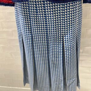 Gucci pleated herringbone teal and cream skirt. Beautiful fabric wool.